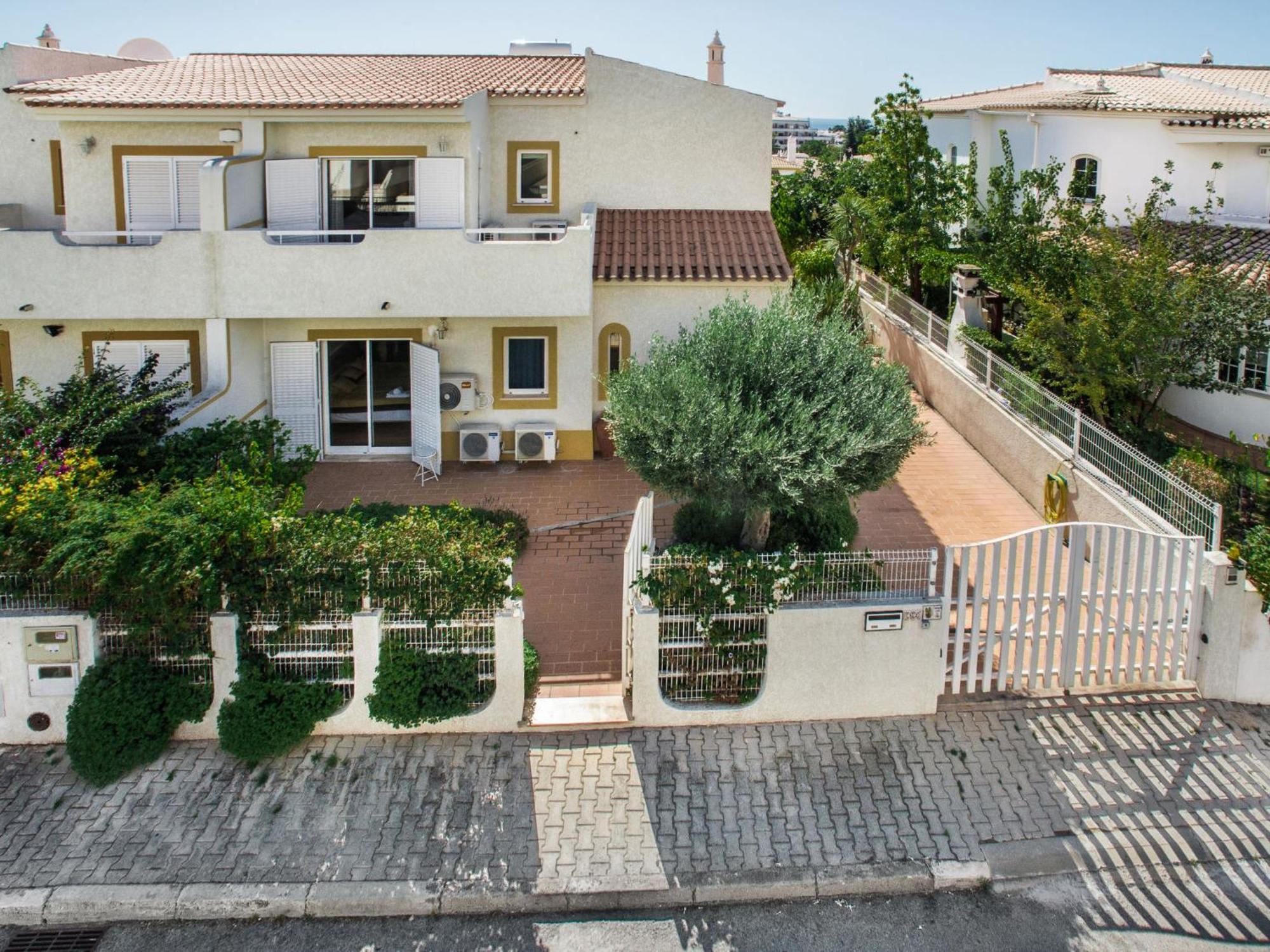 Camelias By Interhome Hébergement de vacances *